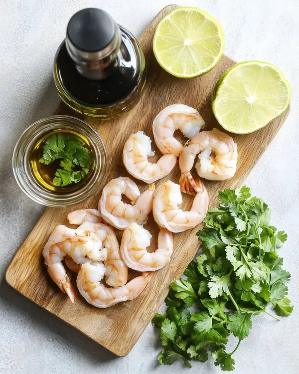 Recette de Crevette Thaï Fondante : Un Voyage en Thaïlande en 30 Minutes 2 les ingrédients pour curry crevettes