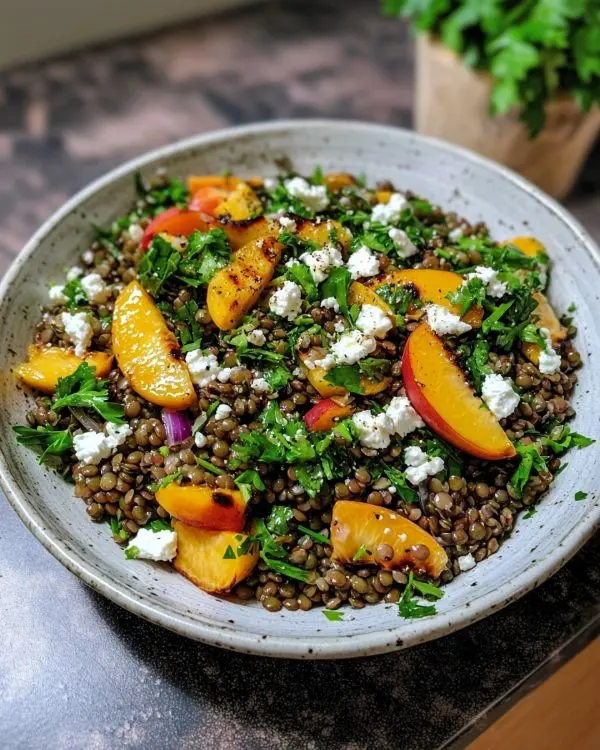 Salade de Lentilles, Pêches Grillées Parfumée 4 Salade de Lentilles, Pêches Grillées, Feta et Coriandre recette
