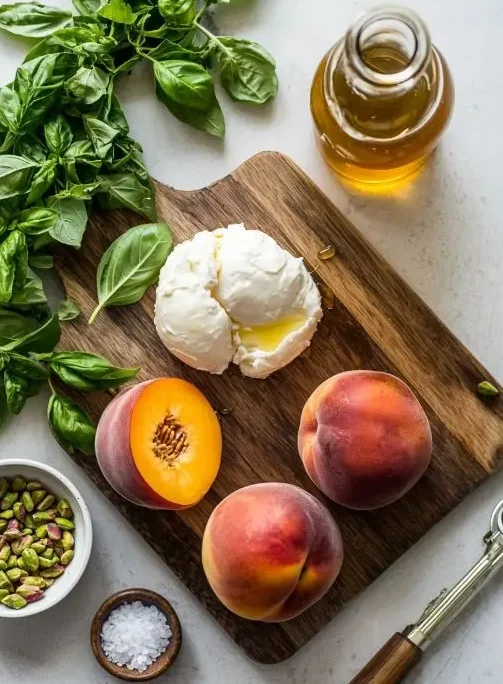 Salade de Nectarines Grillées et Burrata Caramélisée 2 Les ingrédients pour la recette Salade de Nectarines Grillées