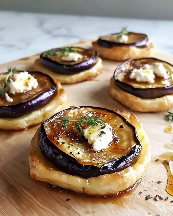 Mini Tatins d'Aubergines Caramélisées 4 Recette Mini Tatins d'Aubergines Caramélisées au Miel et Chèvre Frais