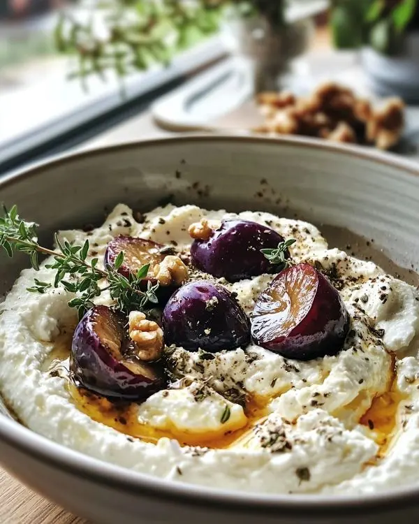 Feta Fouettée au Za'atar et Prunes Dorées 4 Recette Feta Fouettée au Za'atar et Prunes Dorées
