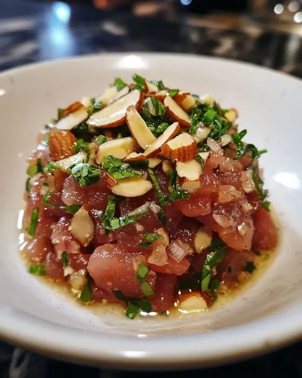 Tartare de Thon Exquis : en 20 Minutes Chrono 4 Tartare de Thon, Vinaigrette à la Pêche Blanche & Verveine, Amandes Effilées