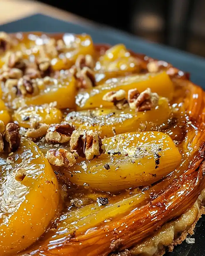 Tarte Tatin d'Endives Caramélisées à l'Orange 2 Ma recette Tarte Tatin d’Endives Caramélisées à l’Orange, Fourme d’Ambert & Noix