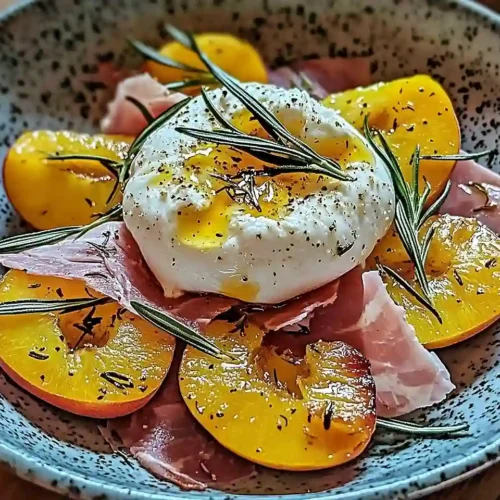Burrata sur Carpaccio de Pêches Blanches 3 Burrata sur Carpaccio de Pêches Blanches